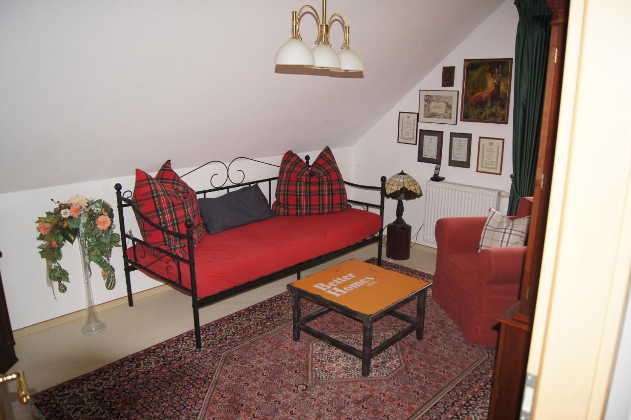 Grosse Ferienwohnung Heiligenstedten ภายนอก รูปภาพ